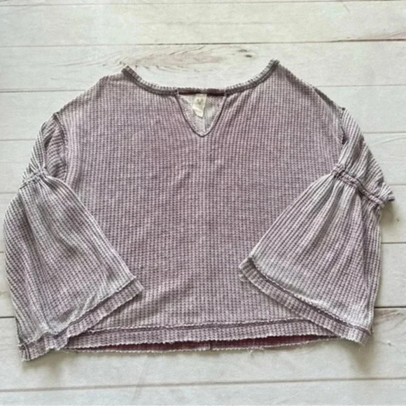We The Free Tops - WE The Free Free People Womens XS Lavender Long Flare Thermal  Sleeve Sh…